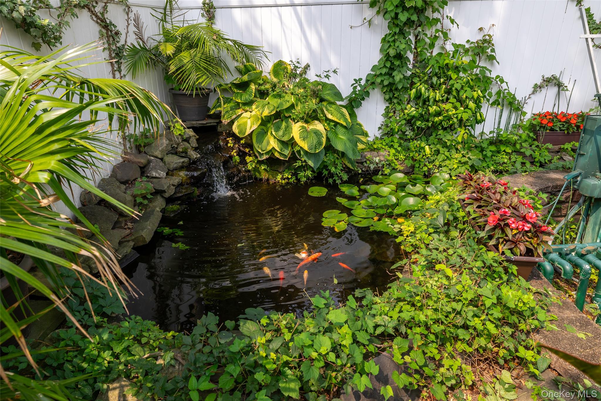 14 Magnolia Drive, New Hyde Park, NY 11040