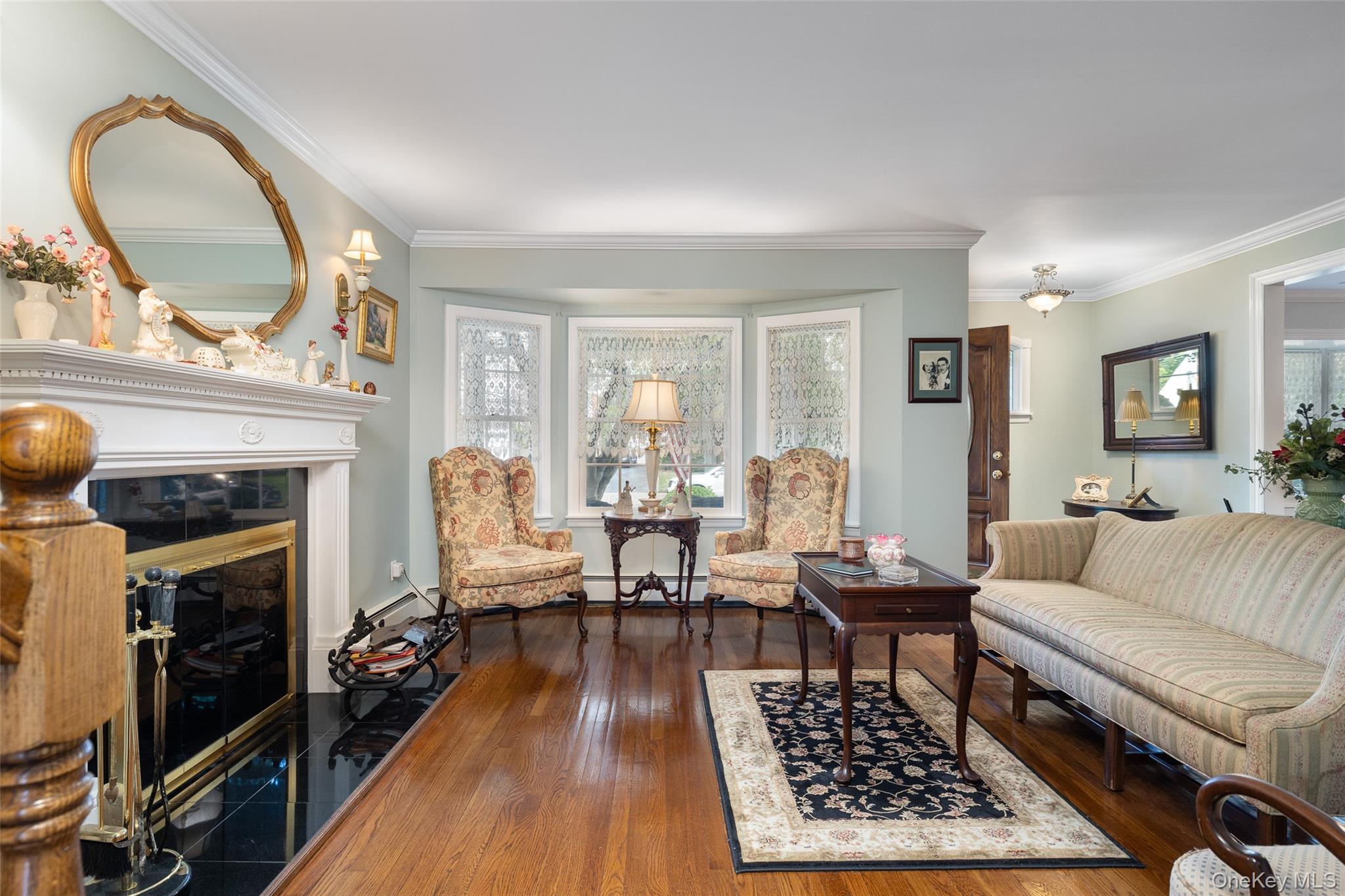 14 Magnolia Drive, New Hyde Park, NY 11040