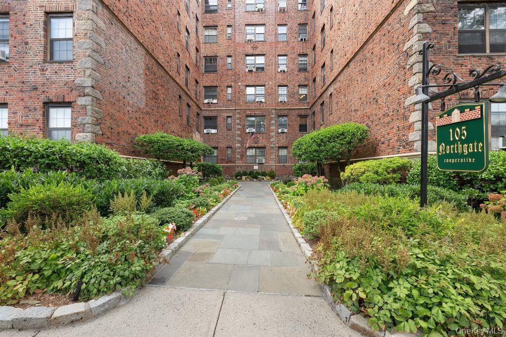 105 Garth Road # 5G, Scarsdale, NY 10583