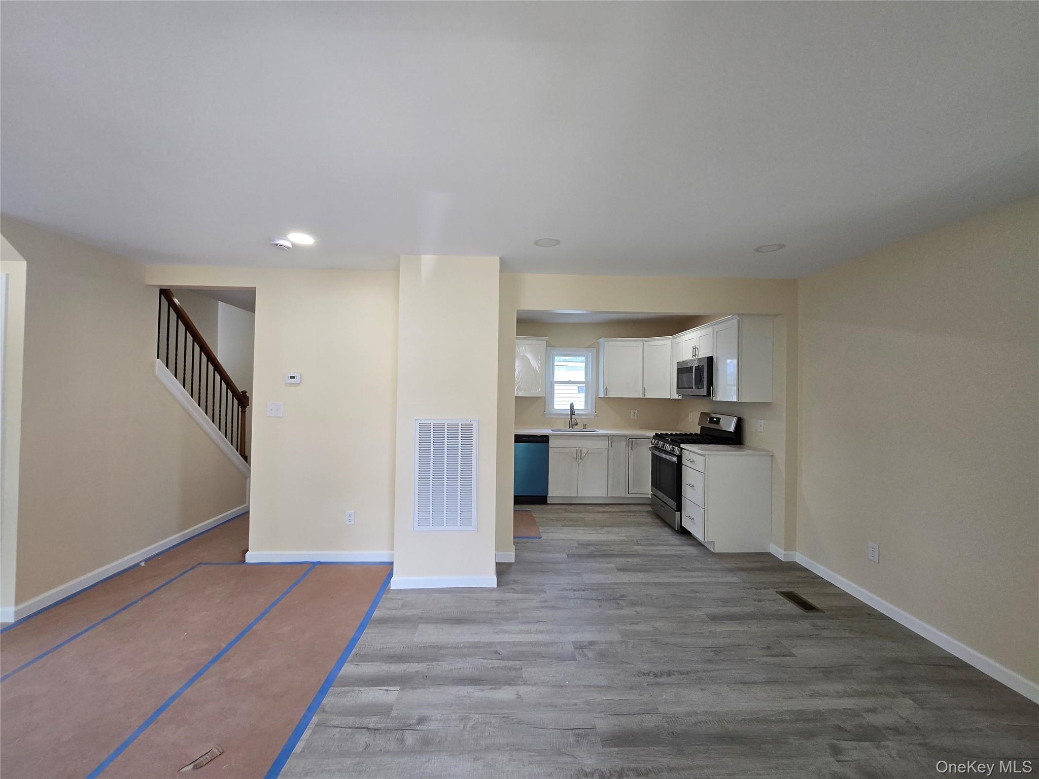 1 Chestnut Street, Middletown, NY 10940