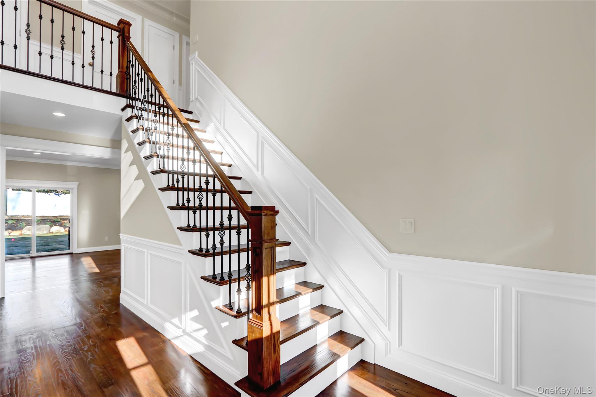 9 Hickory Road, Bayville, NY 11709