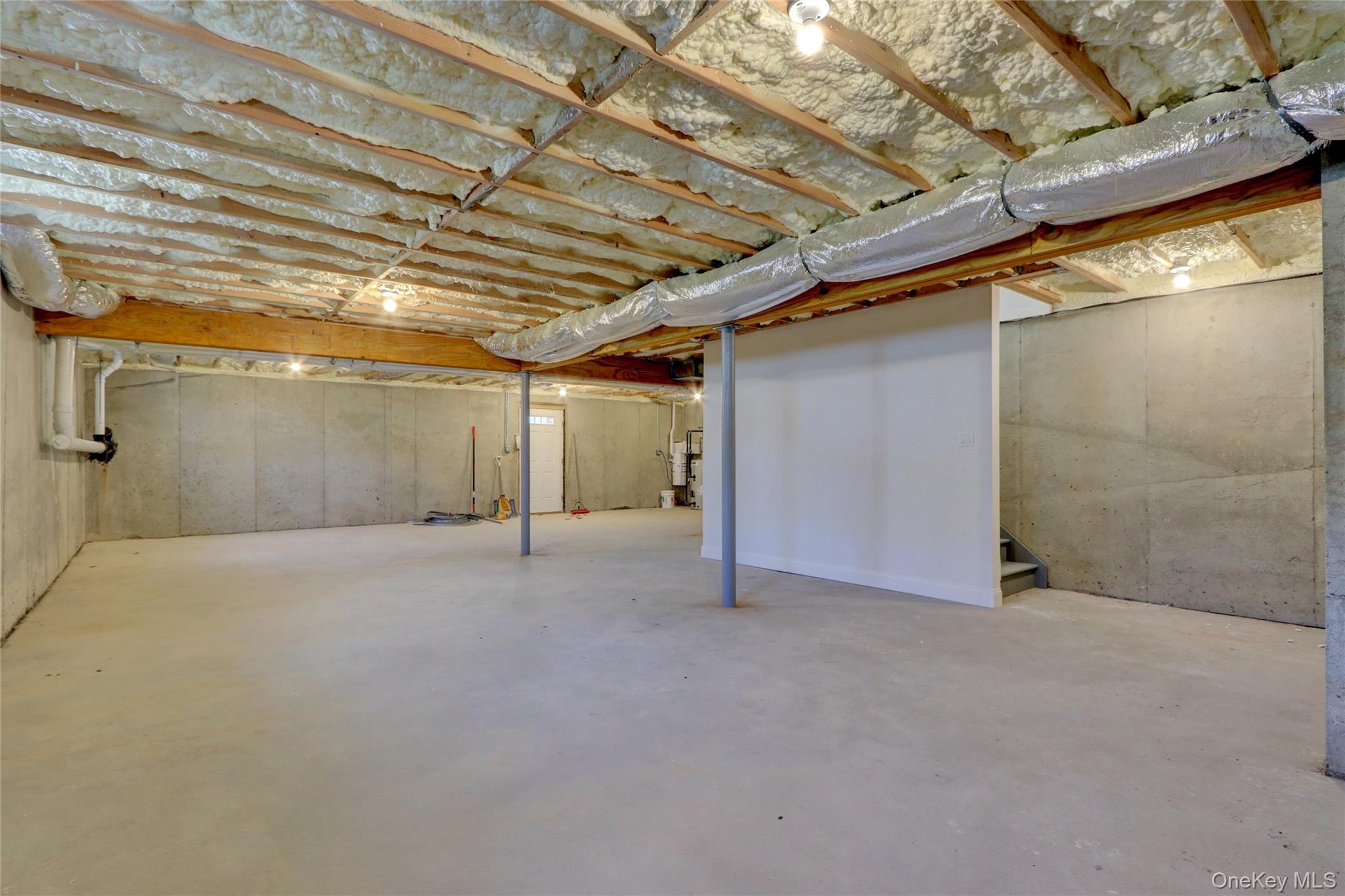 9 Hickory Road, Bayville, NY 11709