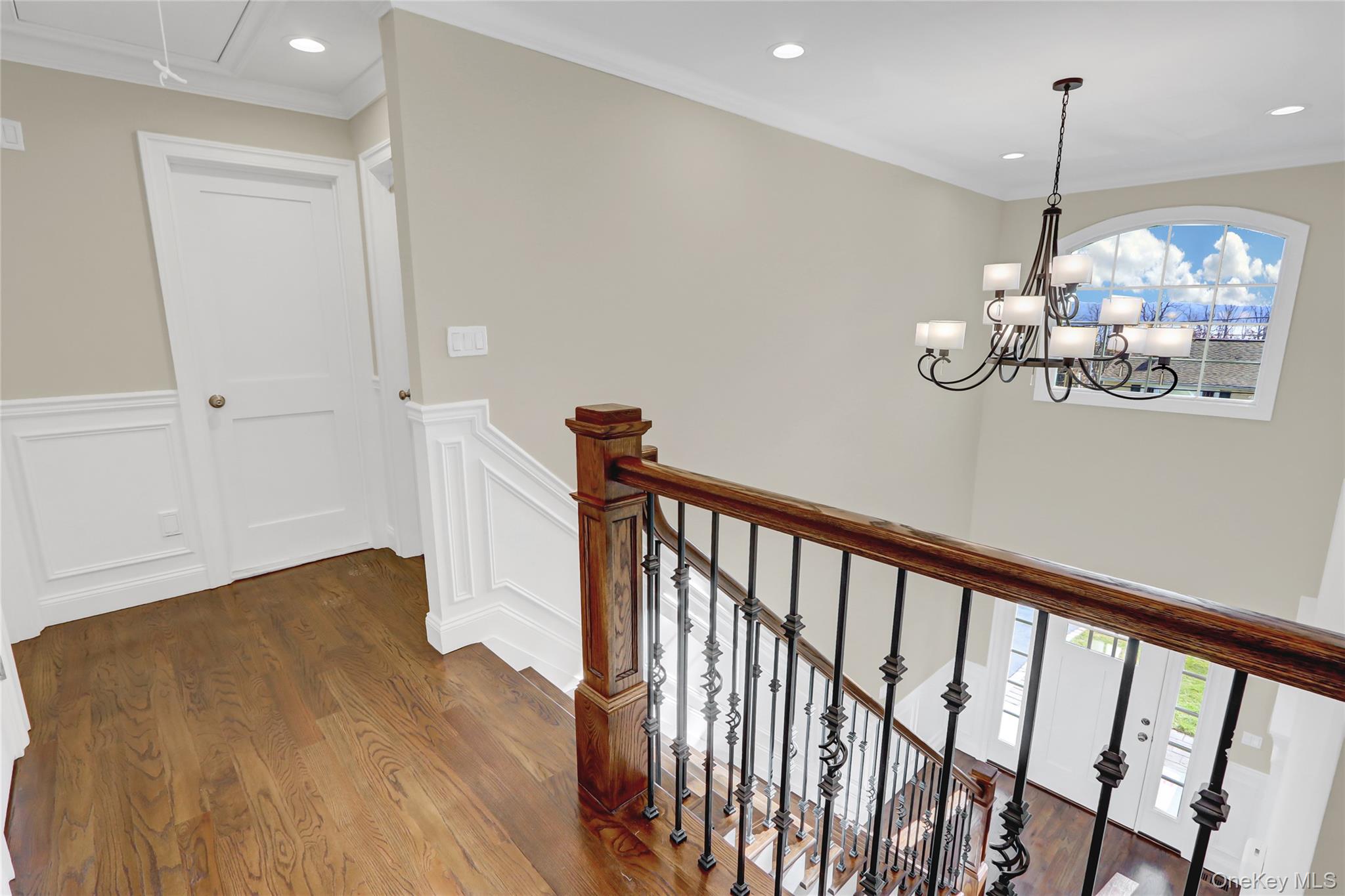 9 Hickory Road, Bayville, NY 11709