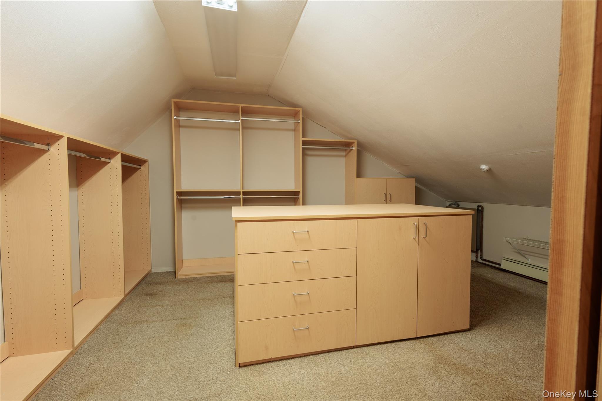 14 Hill Road, Saint James, NY 11780