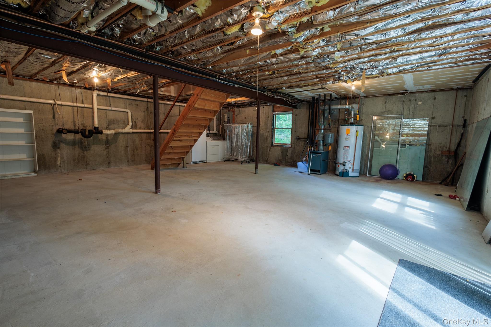 14 Hill Road, Saint James, NY 11780