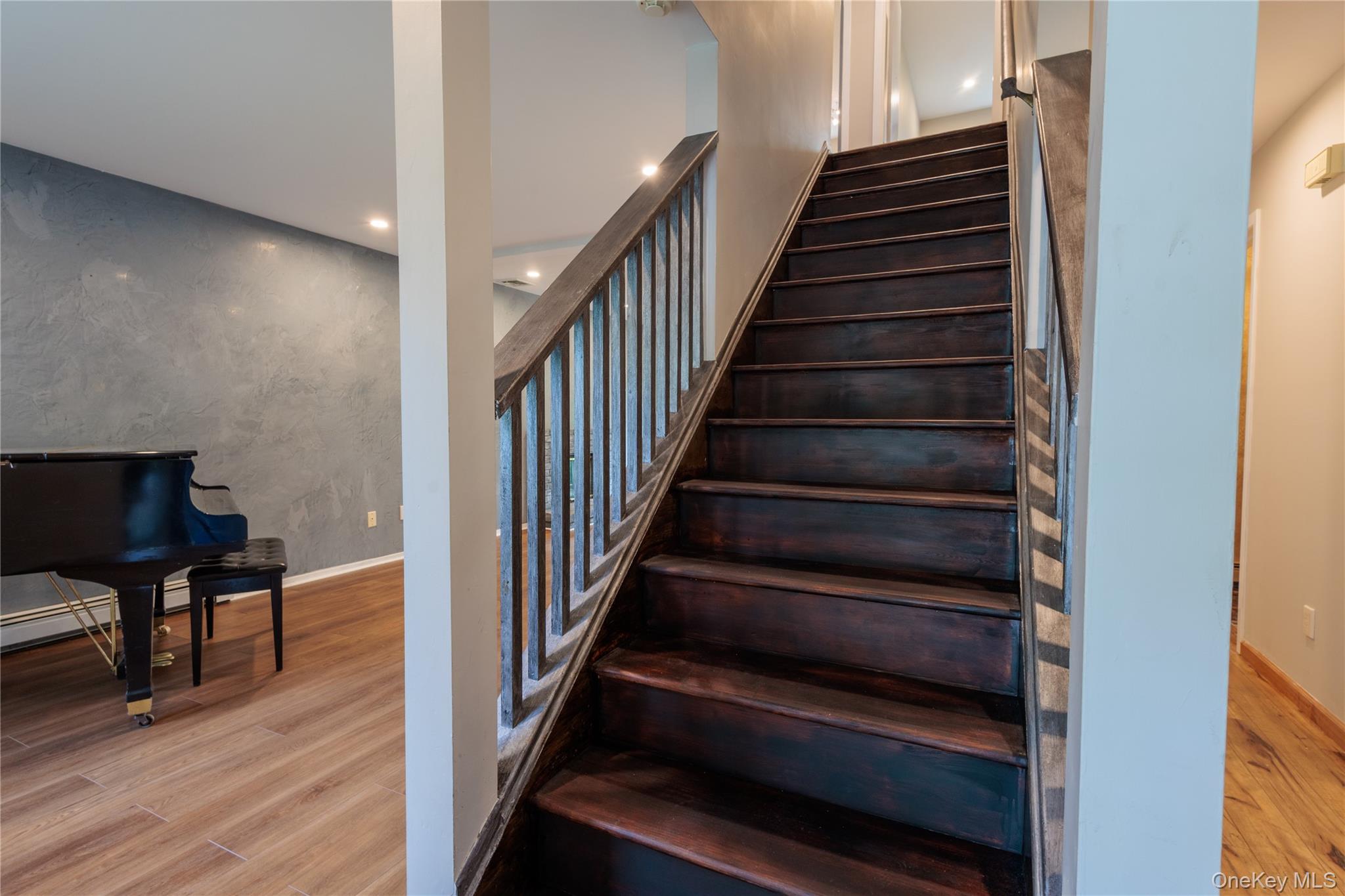 14 Hill Road, Saint James, NY 11780