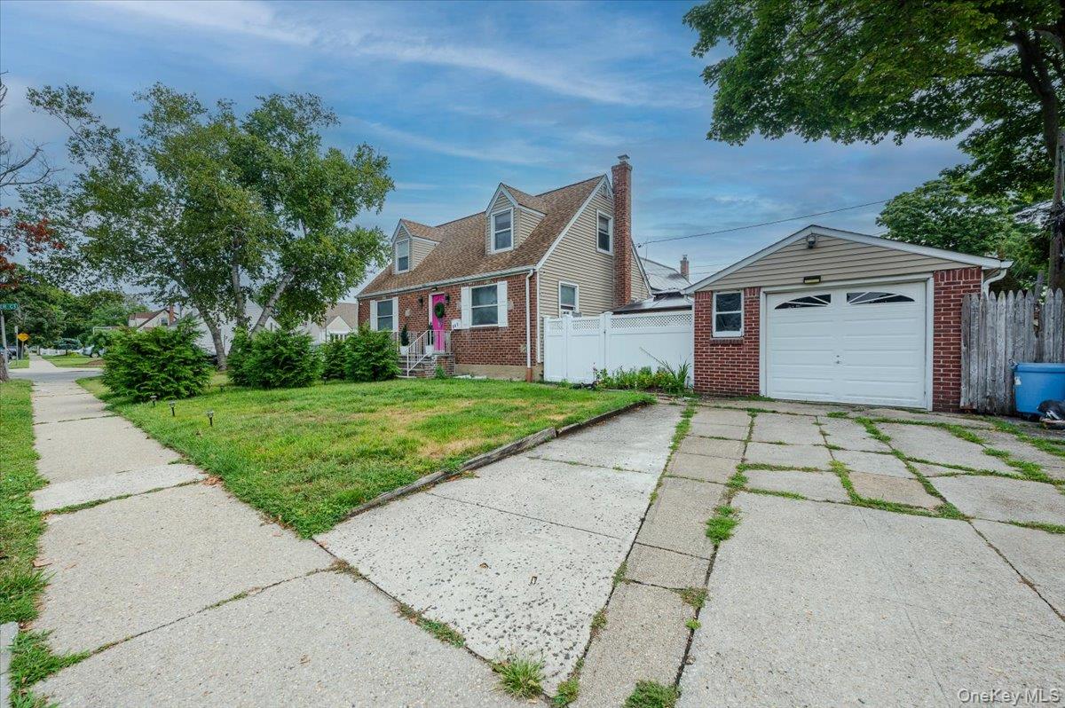 541 Bedford Avenue, Uniondale, NY 11553