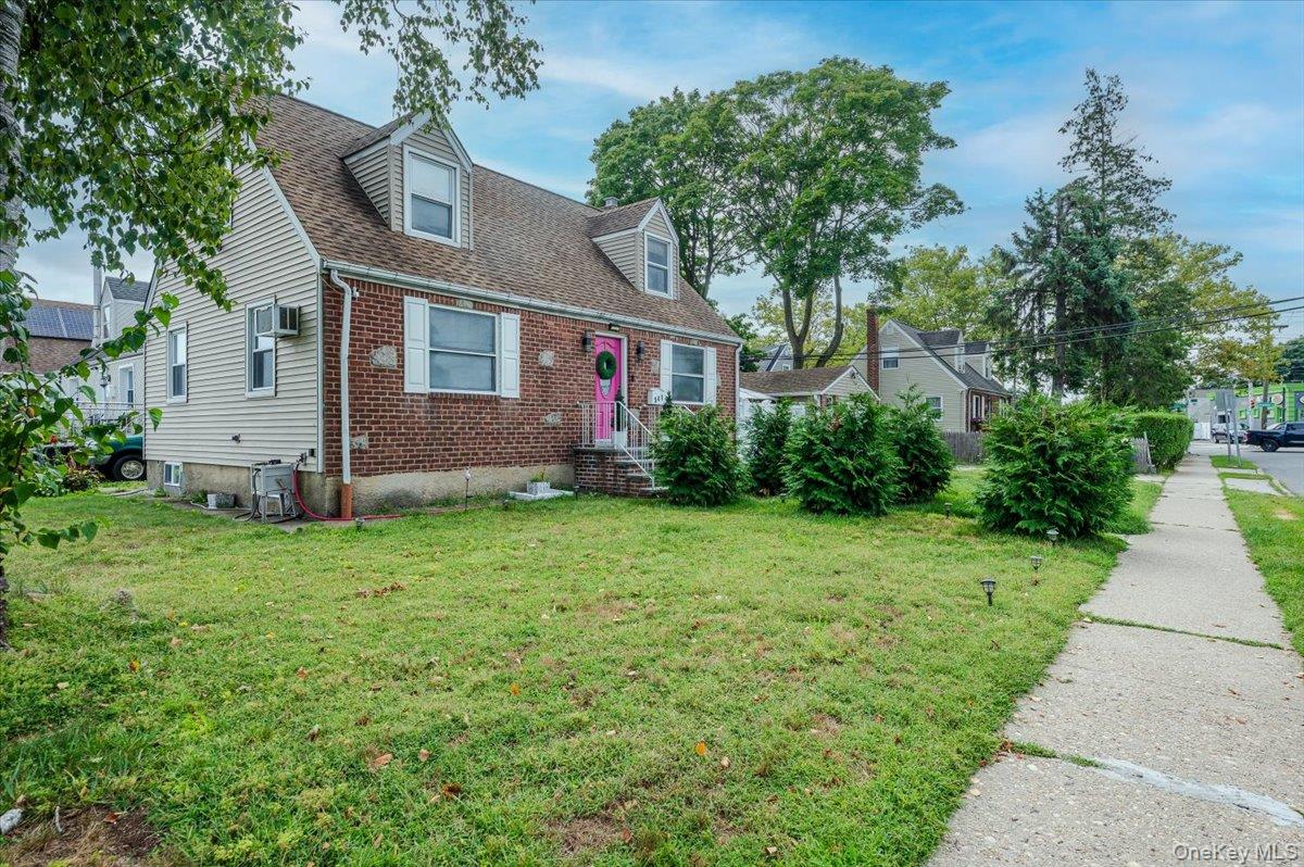 541 Bedford Avenue, Uniondale, NY 11553