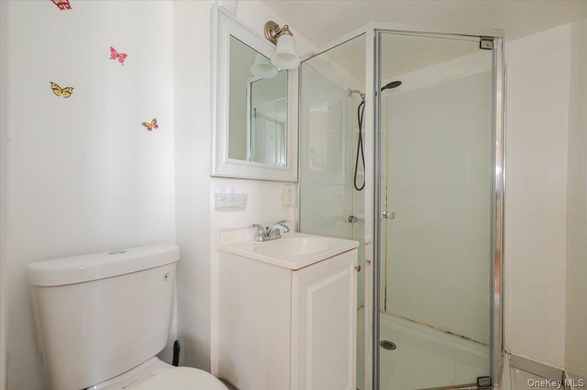 541 Bedford Avenue, Uniondale, NY 11553