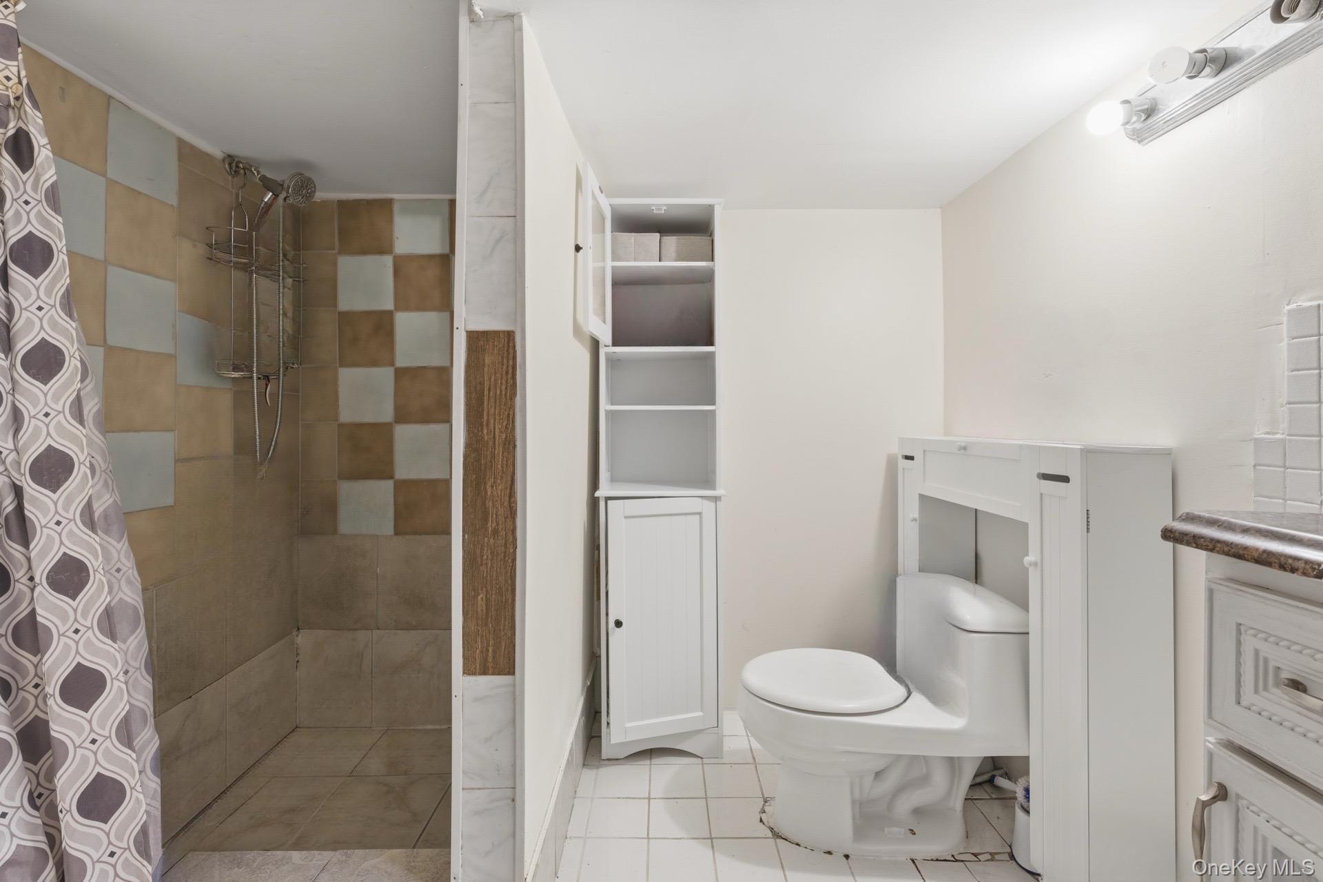 155 29th Street, Copiague, NY 11726