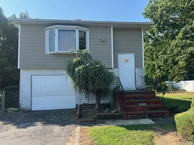 46 Jamaica Avenue, Wyandanch, NY 11798