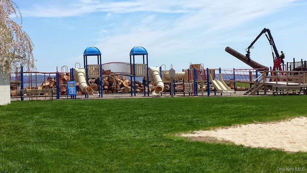 100 Dowd # 14-C, Haverstraw, NY 10927