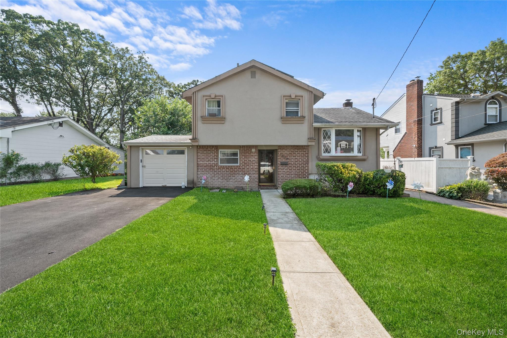 1850 Lenox Avenue, East Meadow, NY 11554