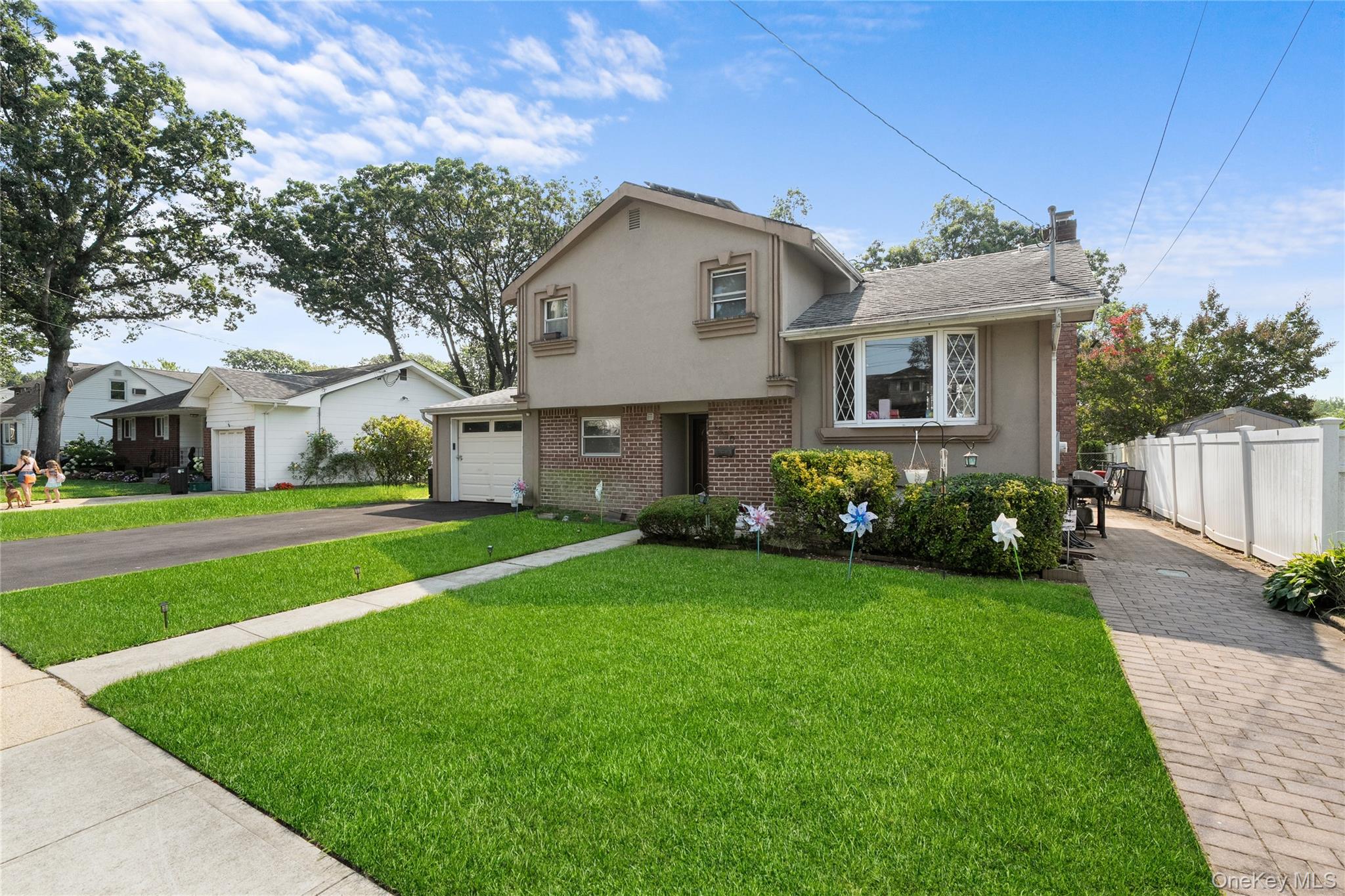 1850 Lenox Avenue, East Meadow, NY 11554