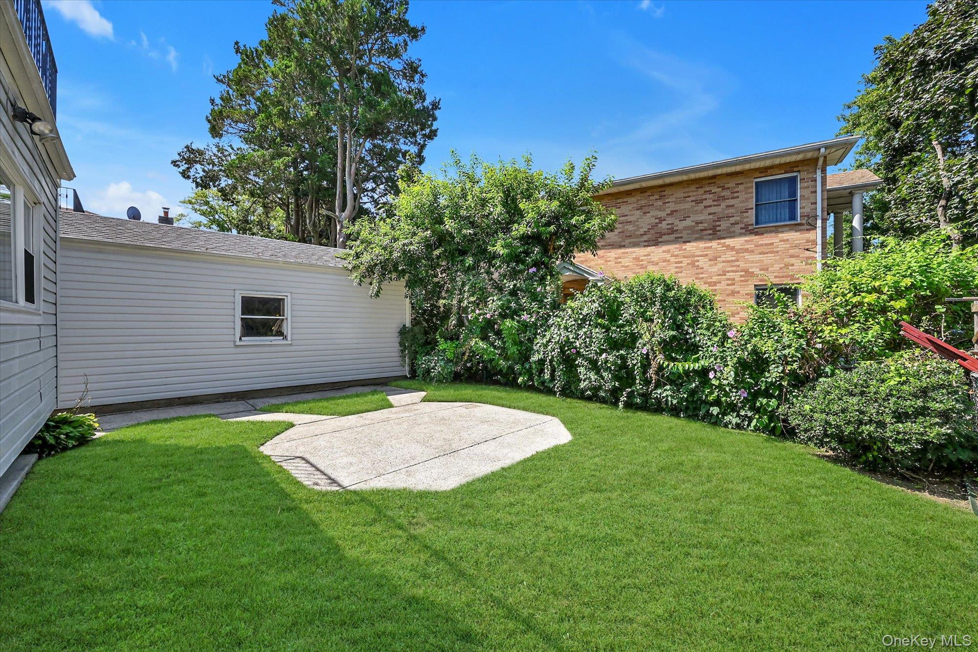 57-10 253rd Street, Little Neck, NY 11362