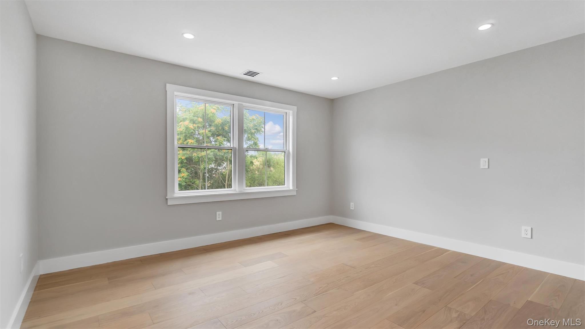 5B Fanning Avenue, Hampton Bays, NY 11946