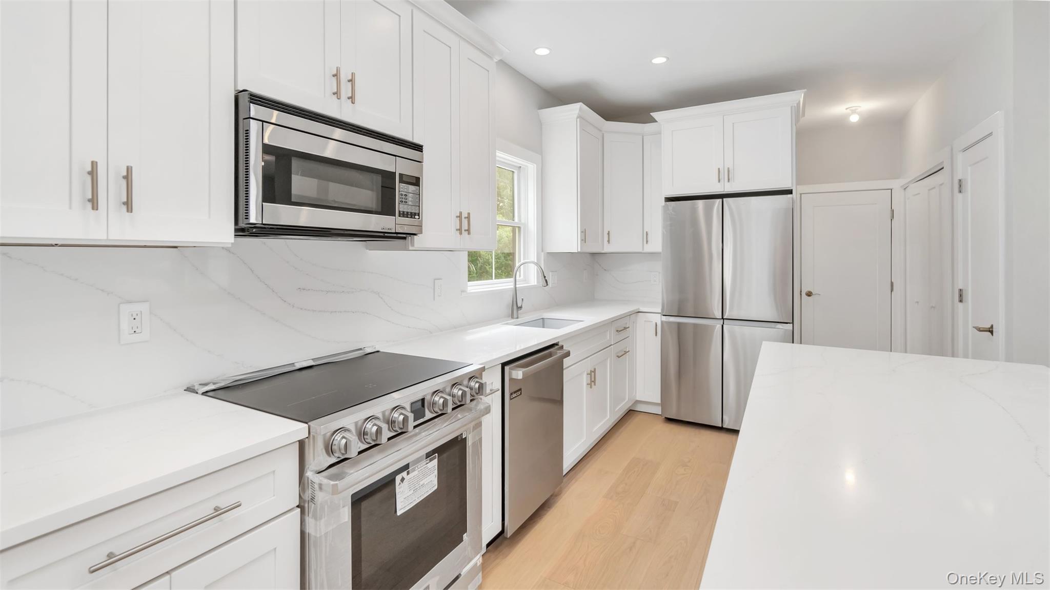 5B Fanning Avenue, Hampton Bays, NY 11946