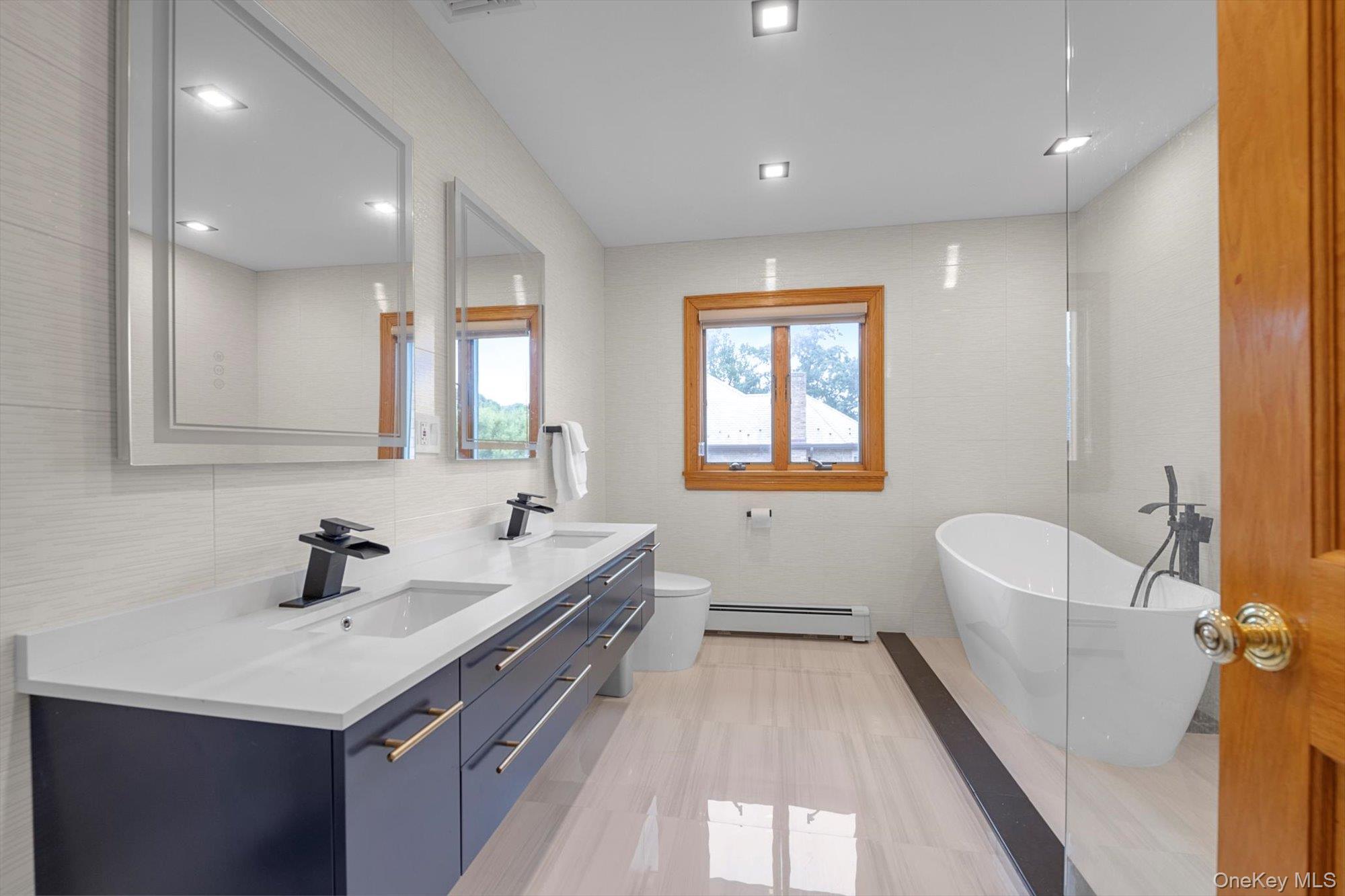 252-25 Leith Road, Little Neck, NY 11362