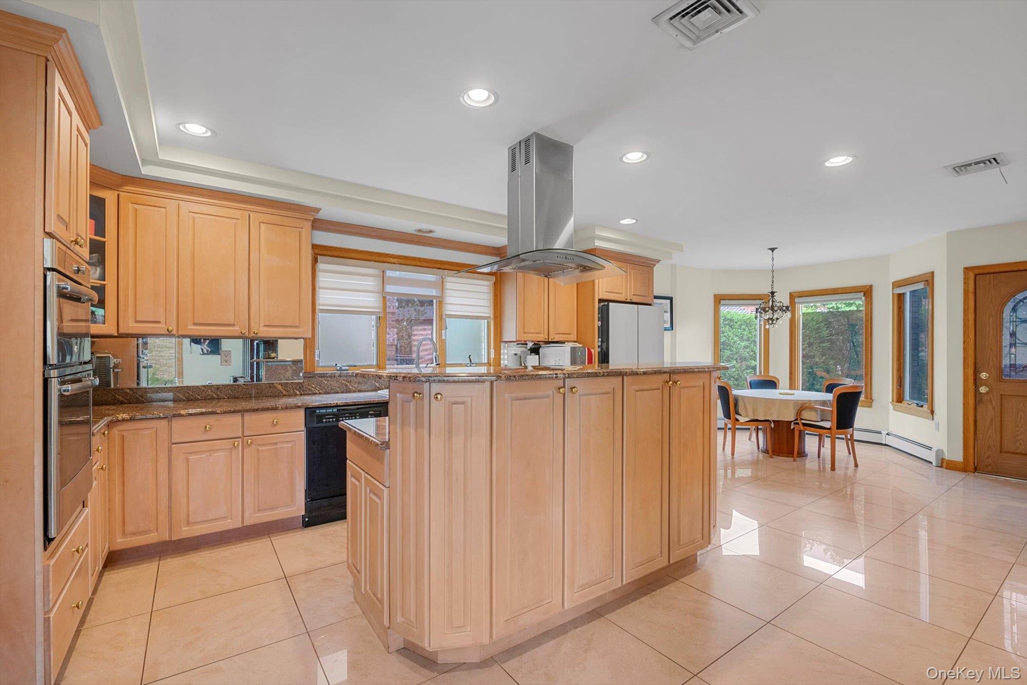 252-25 Leith Road, Little Neck, NY 11362