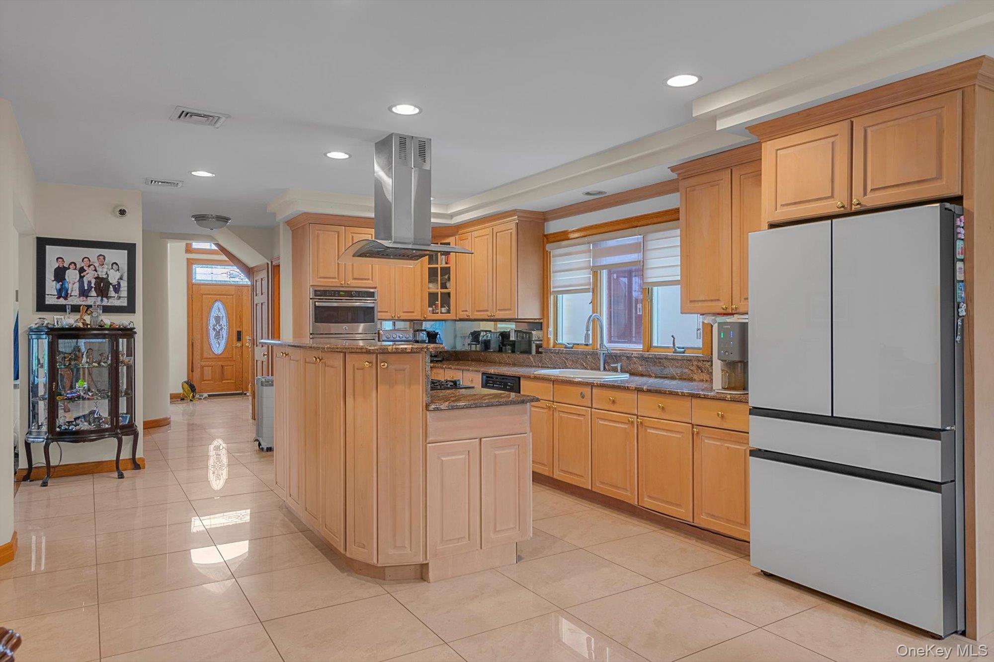 252-25 Leith Road, Little Neck, NY 11362