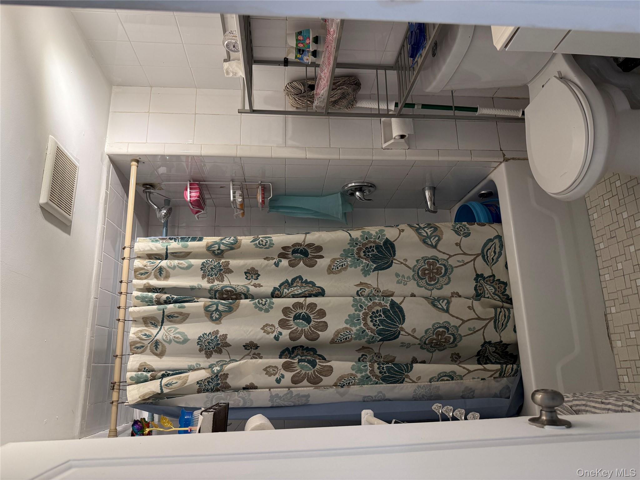 8605 25th Avenue, East Elmhurst, NY 11369