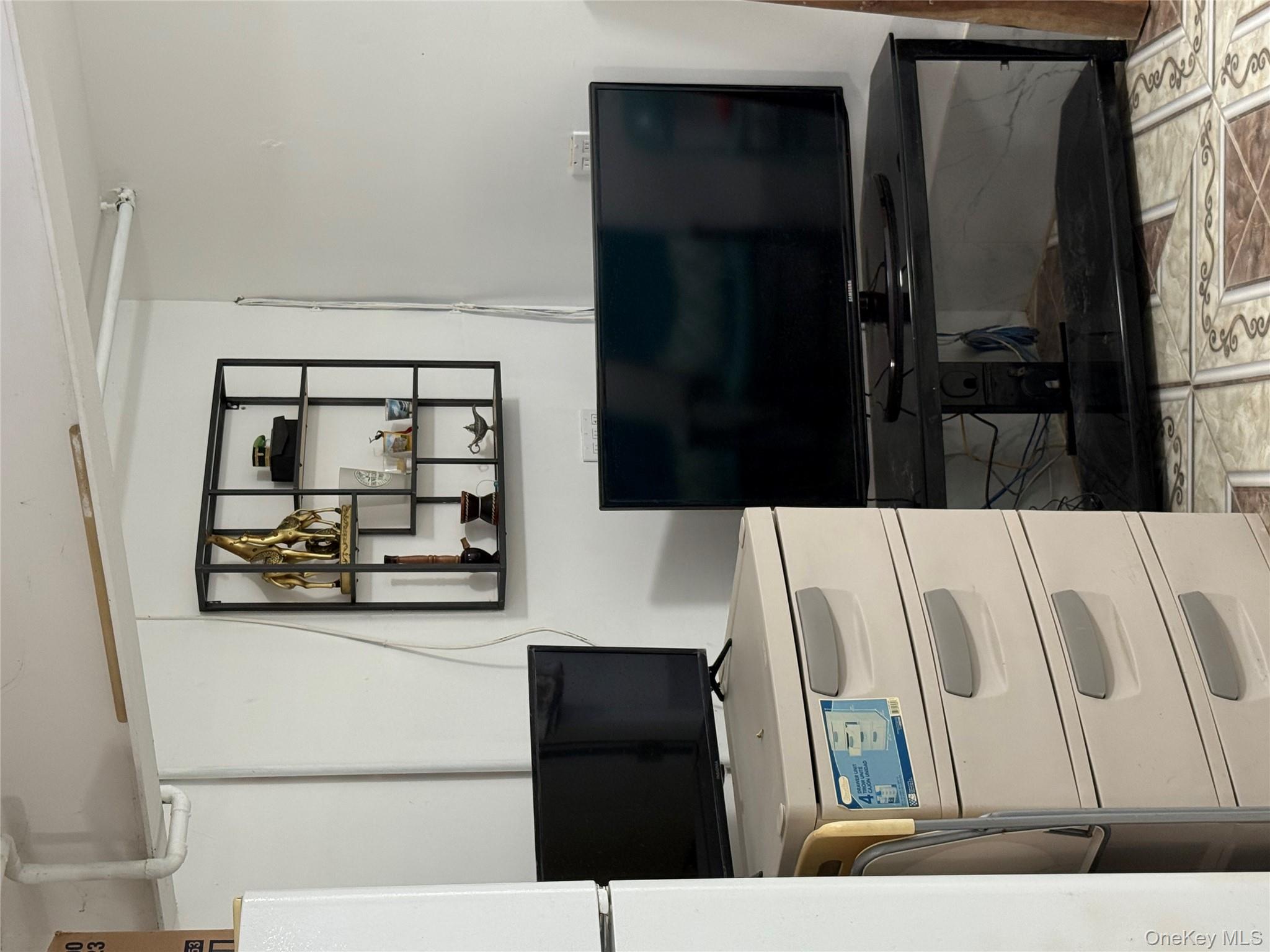 8605 25th Avenue, East Elmhurst, NY 11369