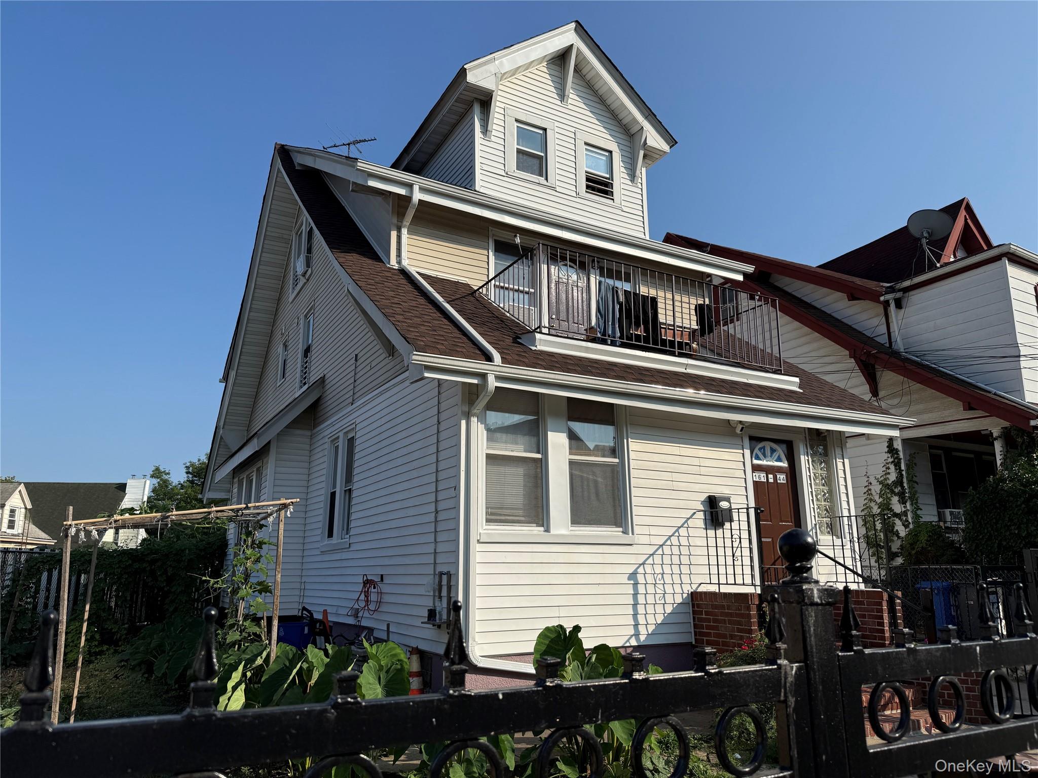 16144 86th Avenue, Jamaica Hills, NY 11432