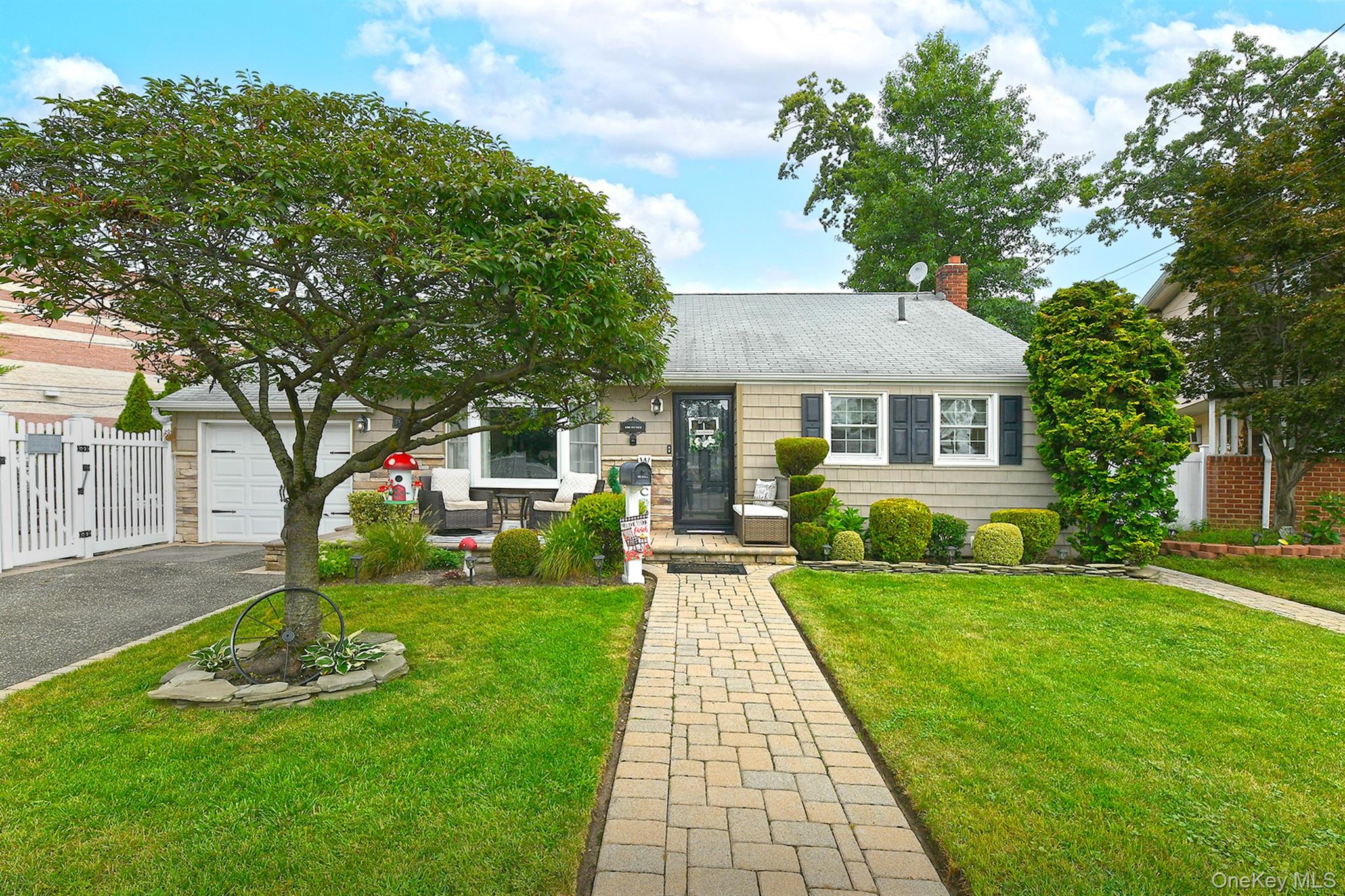 2280 Hynes Place, Bellmore, NY 11710