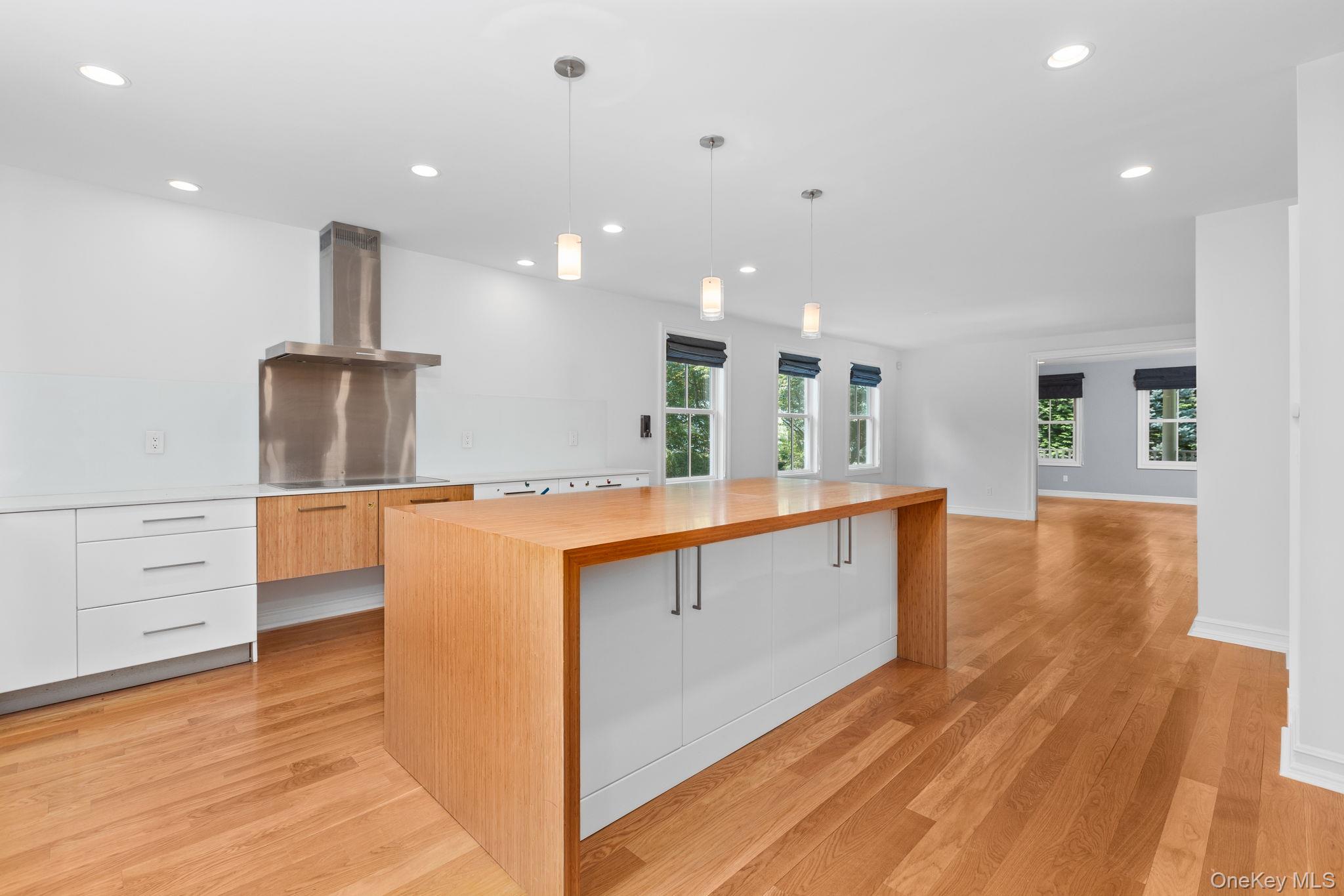 84 Olmstead Lane, Ridgefield, CT 06877