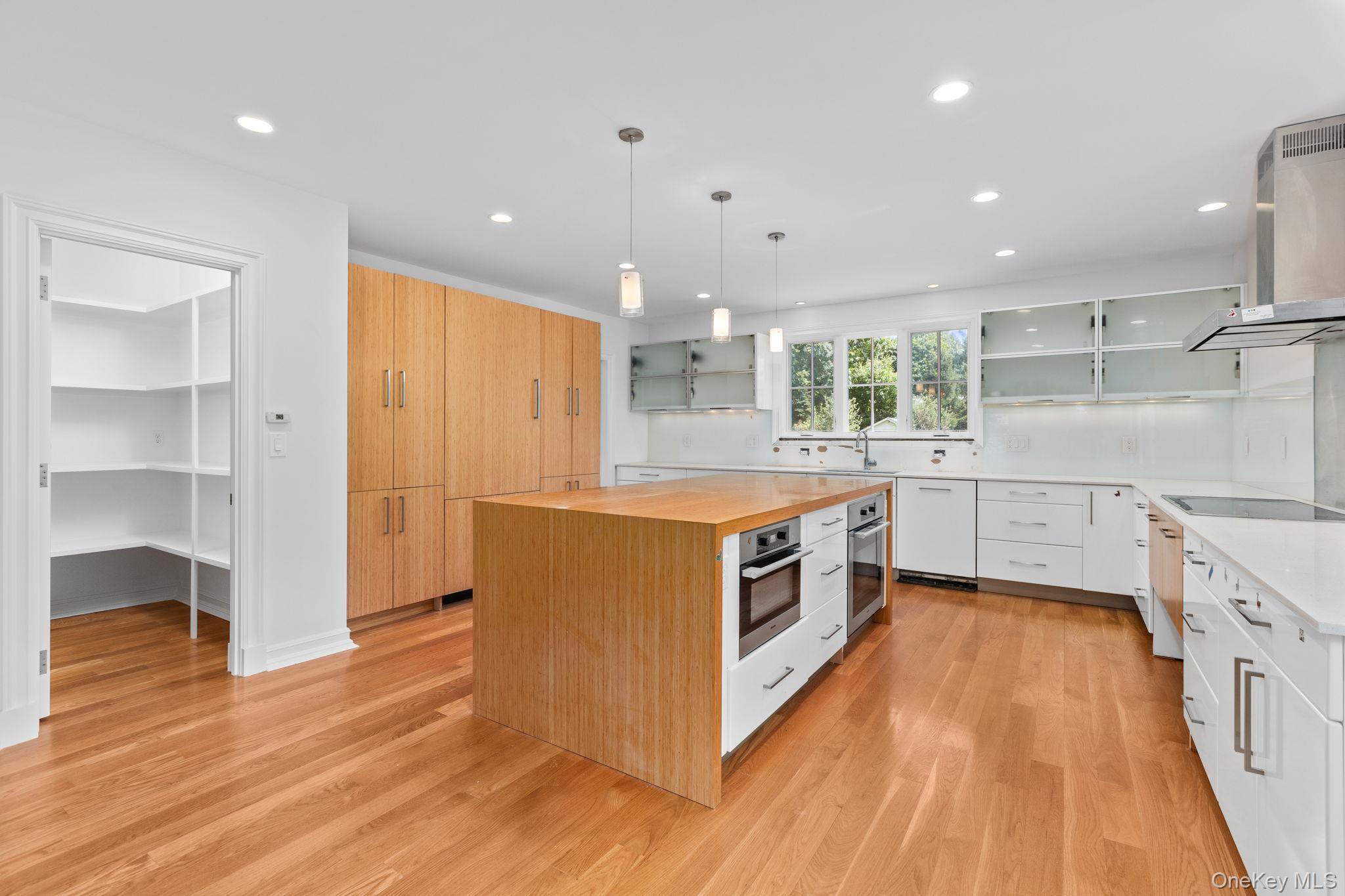 84 Olmstead Lane, Ridgefield, CT 06877