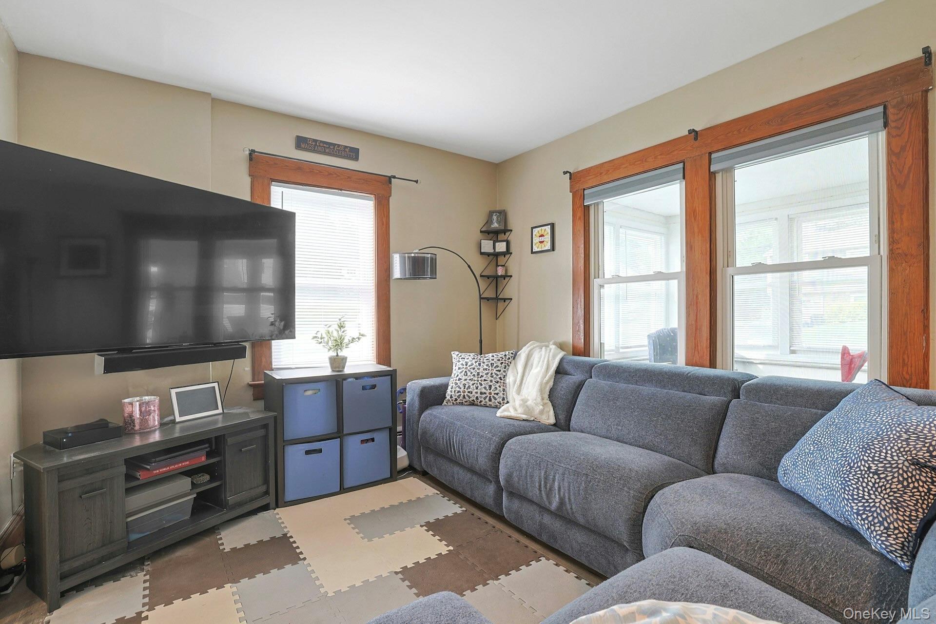 13 Central Avenue, Tappan, NY 10983