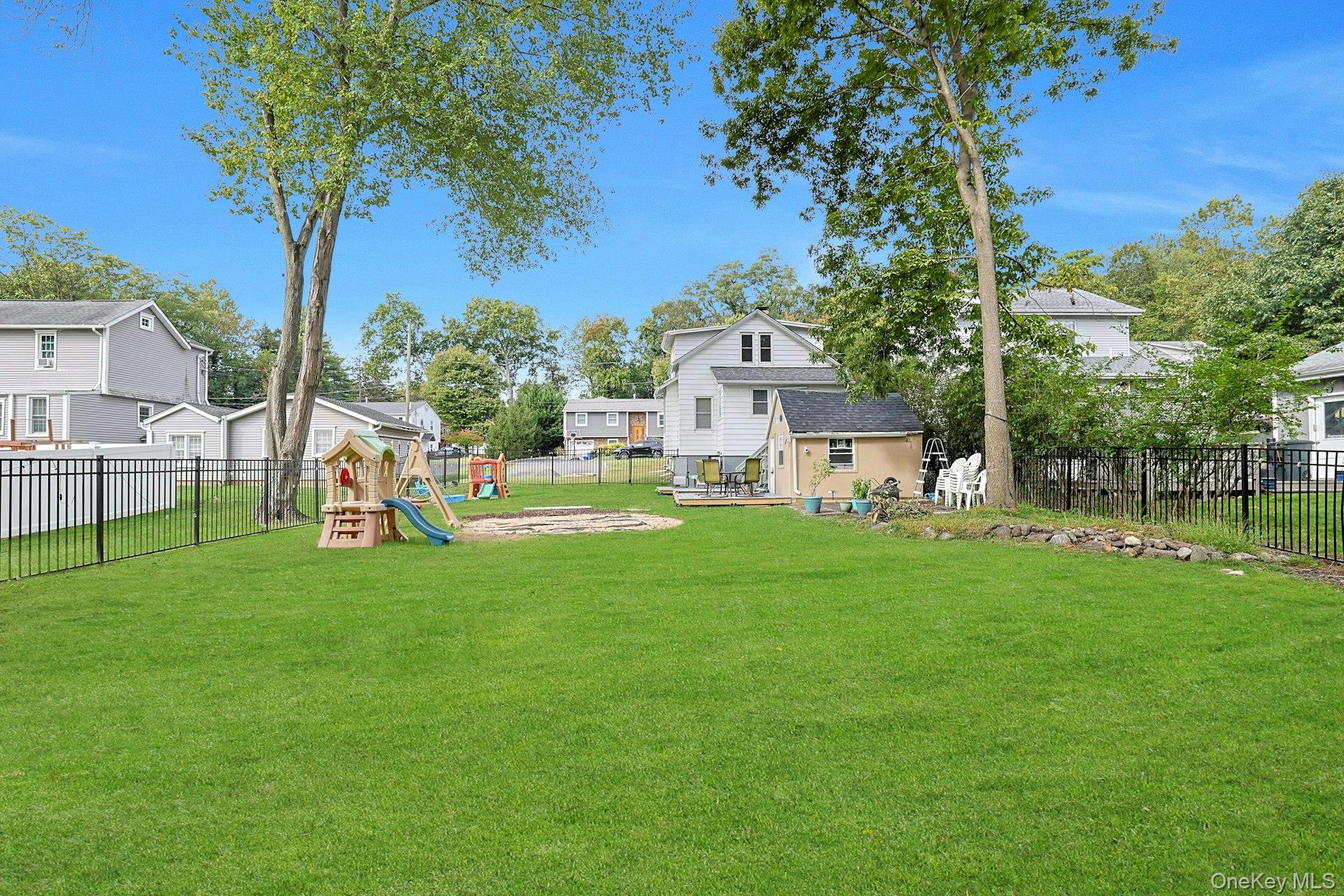 13 Central Avenue, Tappan, NY 10983