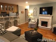 77 Richmond Boulevard # 4A, Ronkonkoma, NY 11779