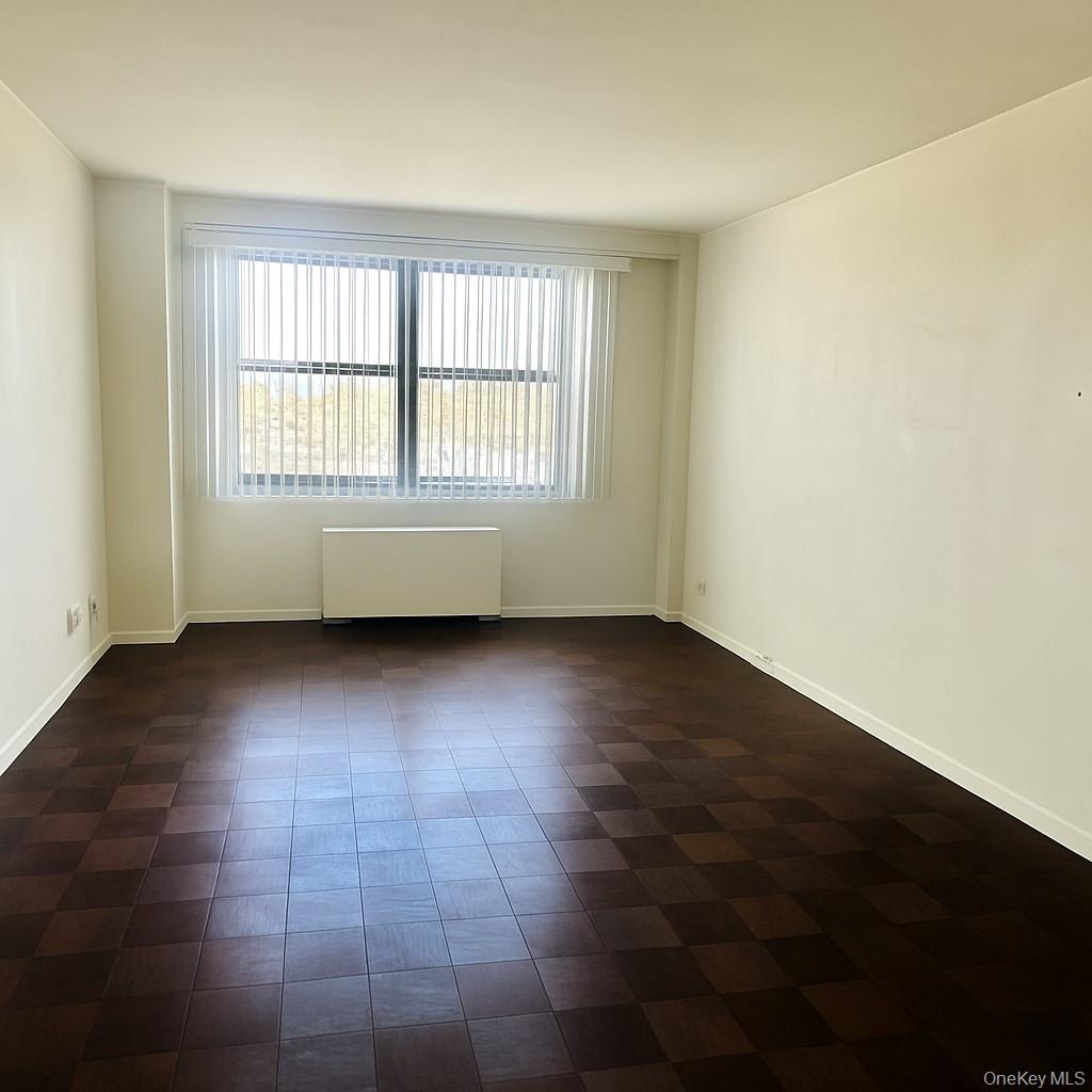 61-20 Grand Central Parkway # B600, Forest Hills, NY 11375