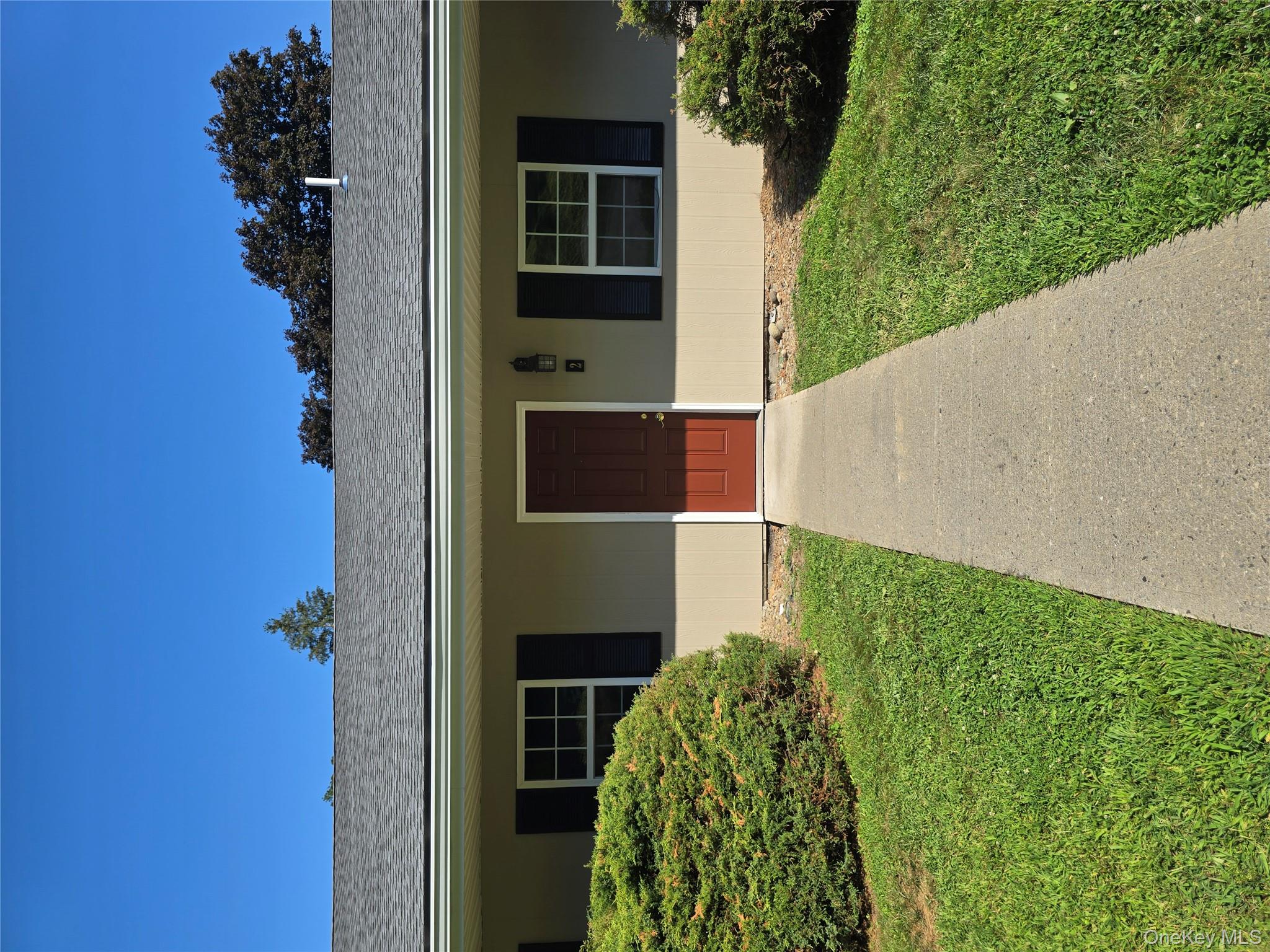 1-18 Willow Way # 2, Rhinebeck, NY 12572