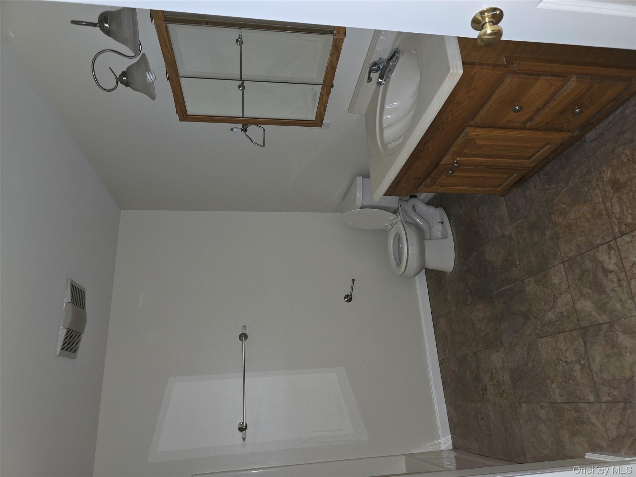 1-18 Willow Way # 2, Rhinebeck, NY 12572