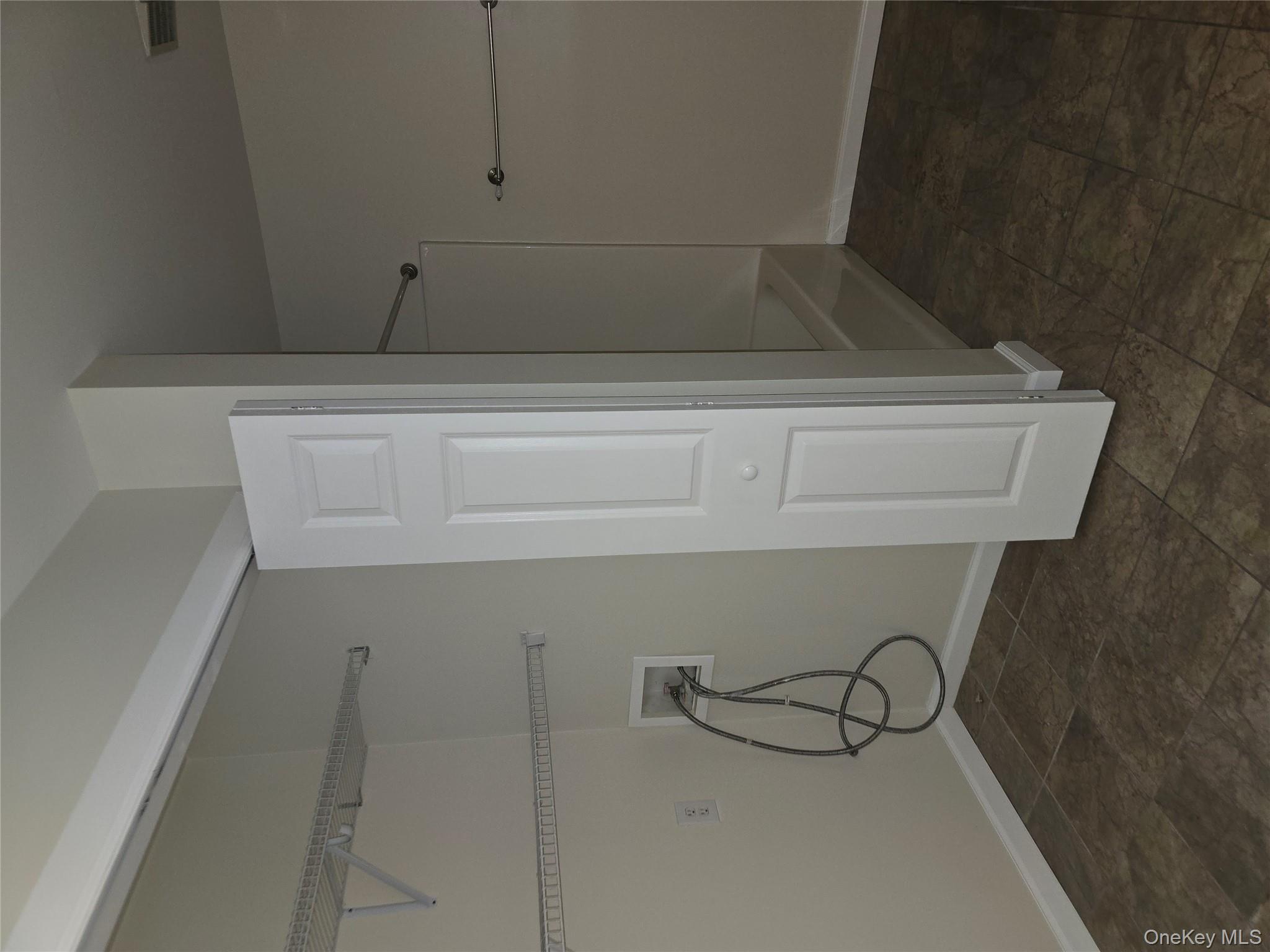 1-18 Willow Way # 2, Rhinebeck, NY 12572