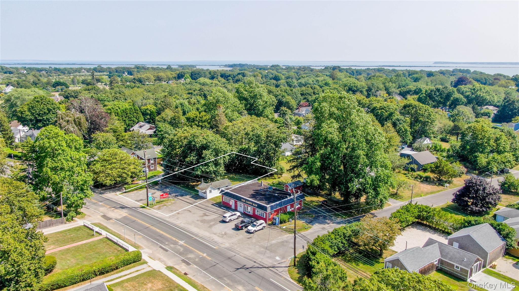 22420 Main Road, Orient, NY 11957