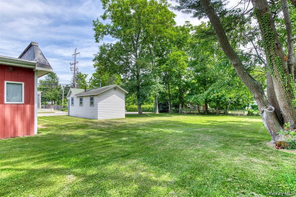 22420 Main Road, Orient, NY 11957