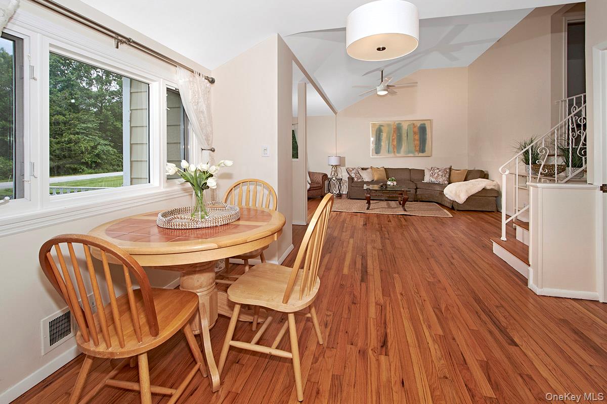 22 Daly Cross Road, Mount Kisco, NY 10549