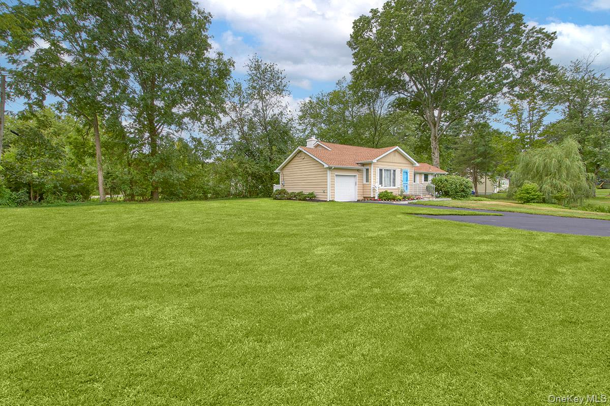 22 Daly Cross Road, Mount Kisco, NY 10549