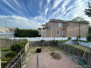 126-08 9th Ave, College Point, NY 11356