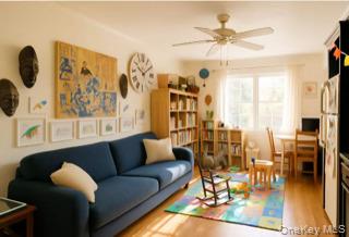 126-08 9th Ave, College Point, NY 11356