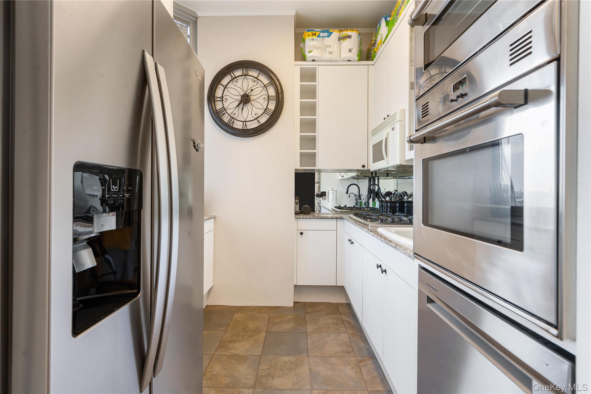 200 E 32nd Street # 32A, New York (Manhattan), NY 10016