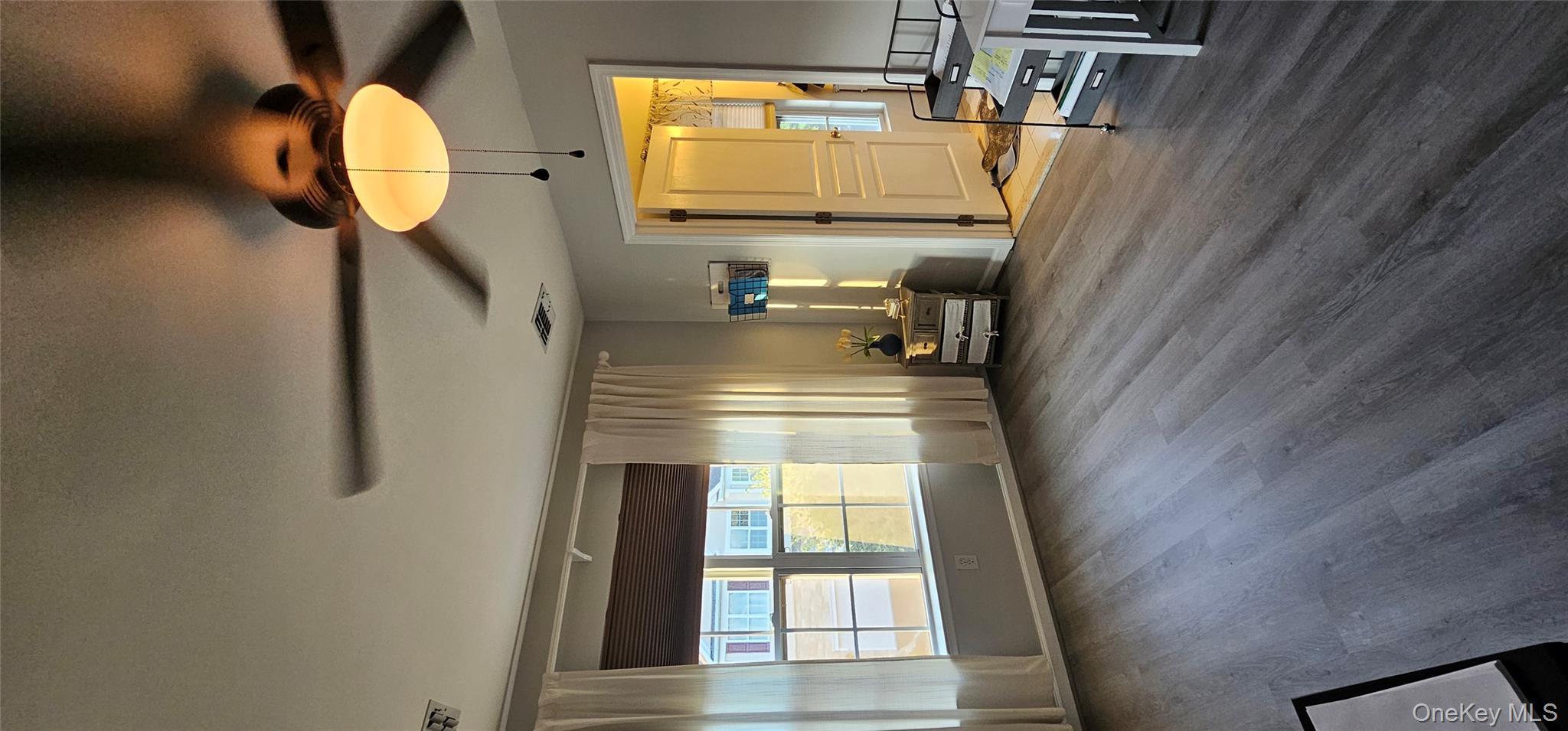 19 Virginia Pine Lane, Bay Shore, NY 11706