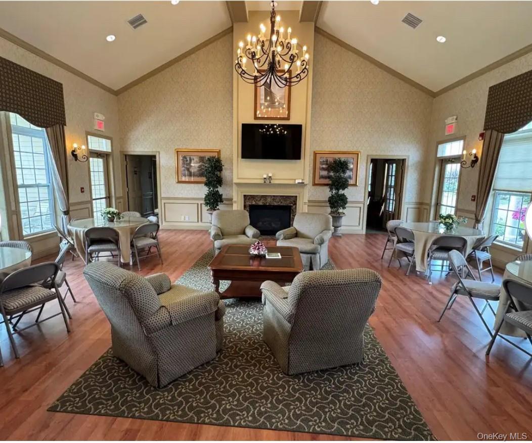 19 Virginia Pine Lane, Bay Shore, NY 11706