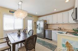 95 Springville Road # 8, Hampton Bays, NY 11946