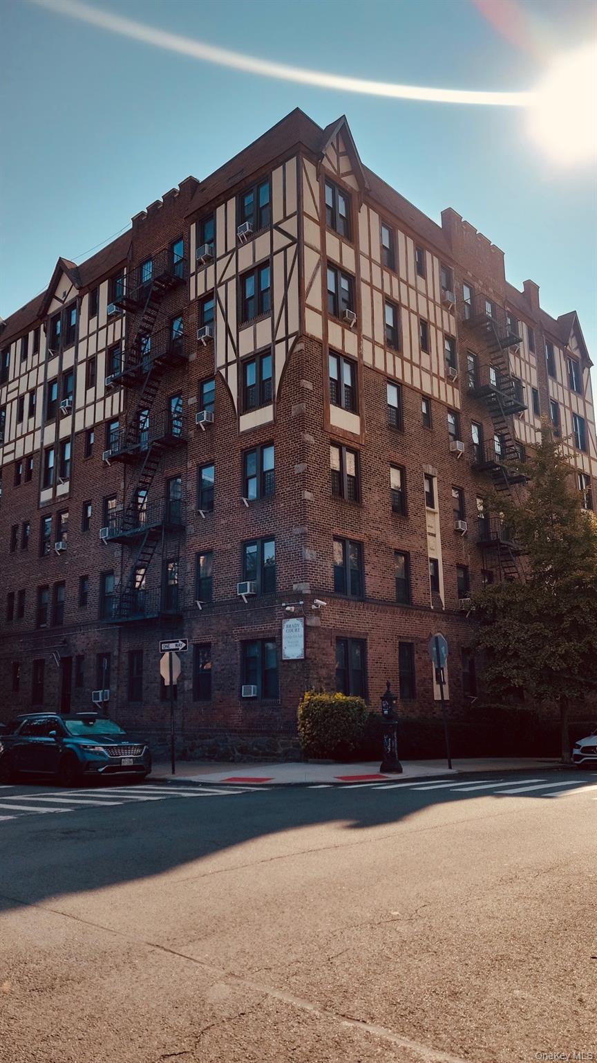 758 Brady Avenue # 411, Bronx, NY 10462