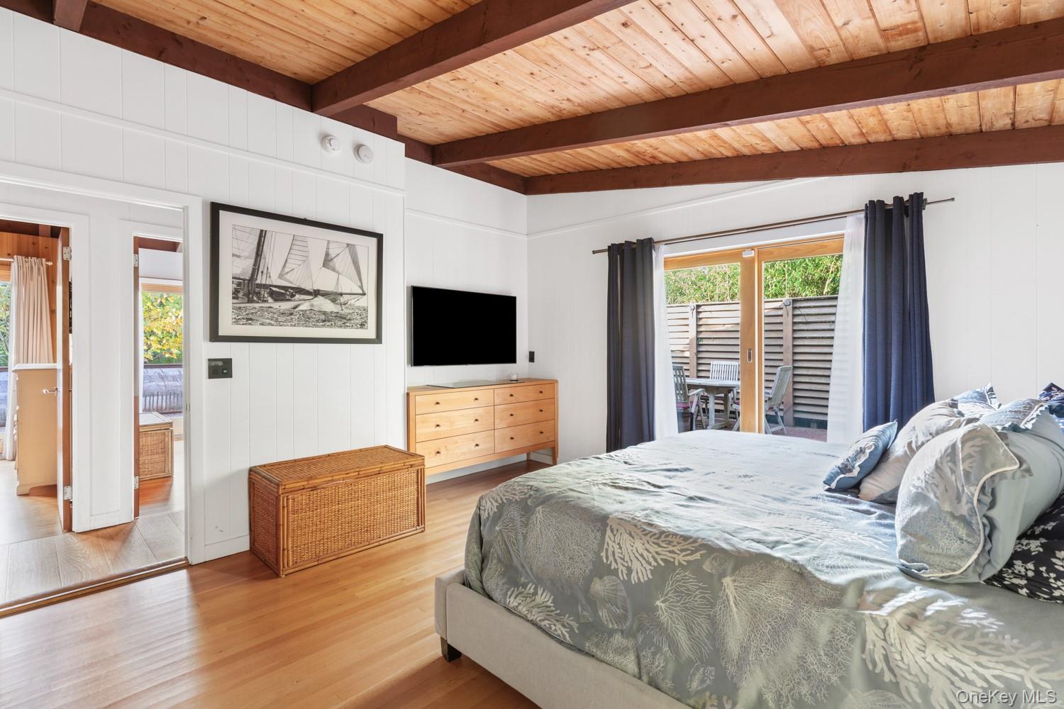 19 Crescent Avenue, Seaview, NY 11770