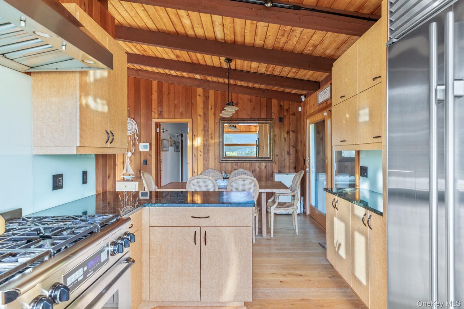 19 Crescent Avenue, Seaview, NY 11770